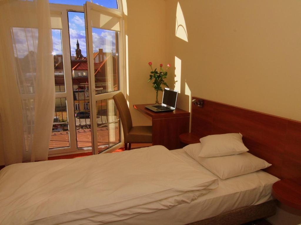 Hotel Rydzewski Элк Экстерьер фото