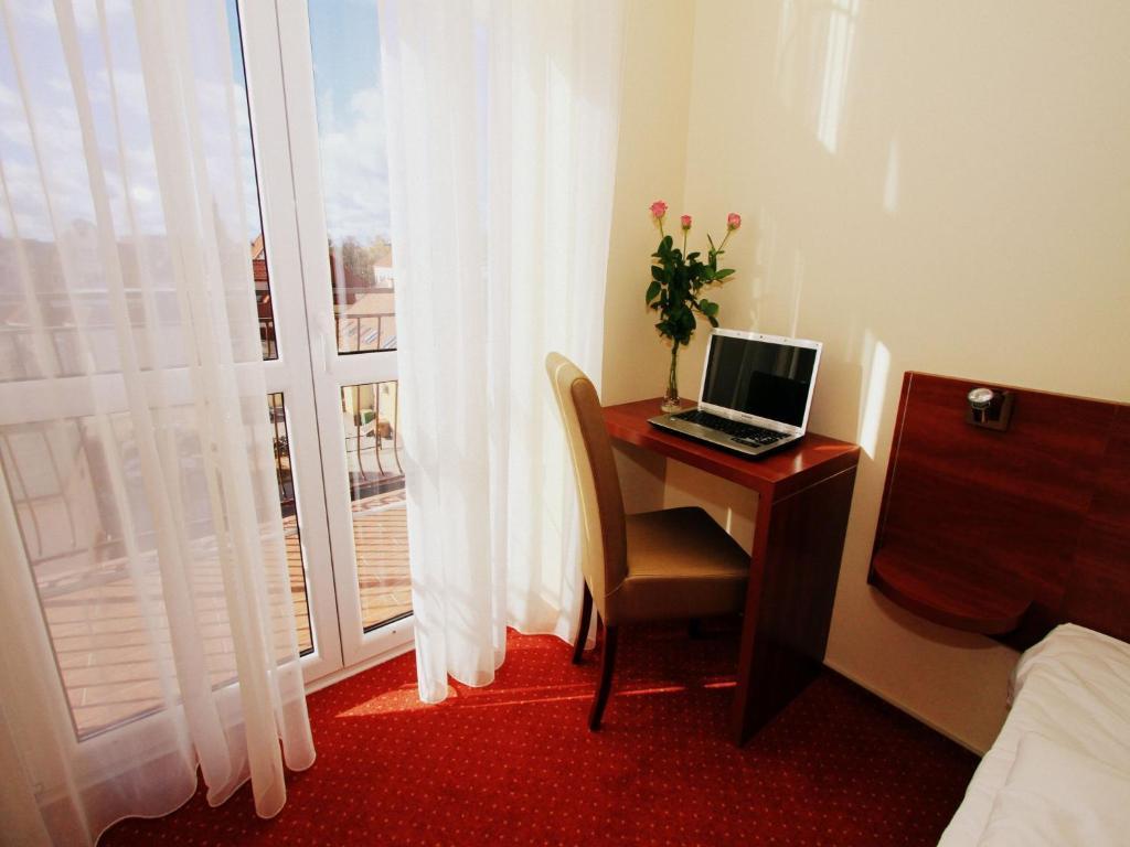 Hotel Rydzewski Элк Экстерьер фото