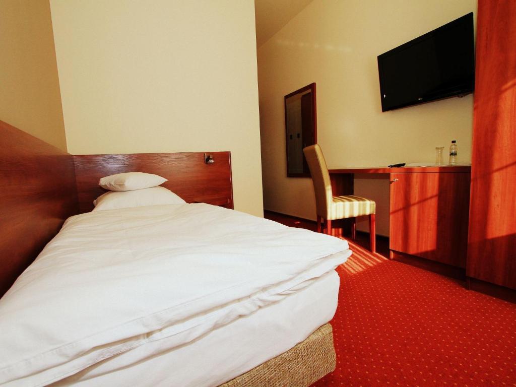 Hotel Rydzewski Элк Экстерьер фото