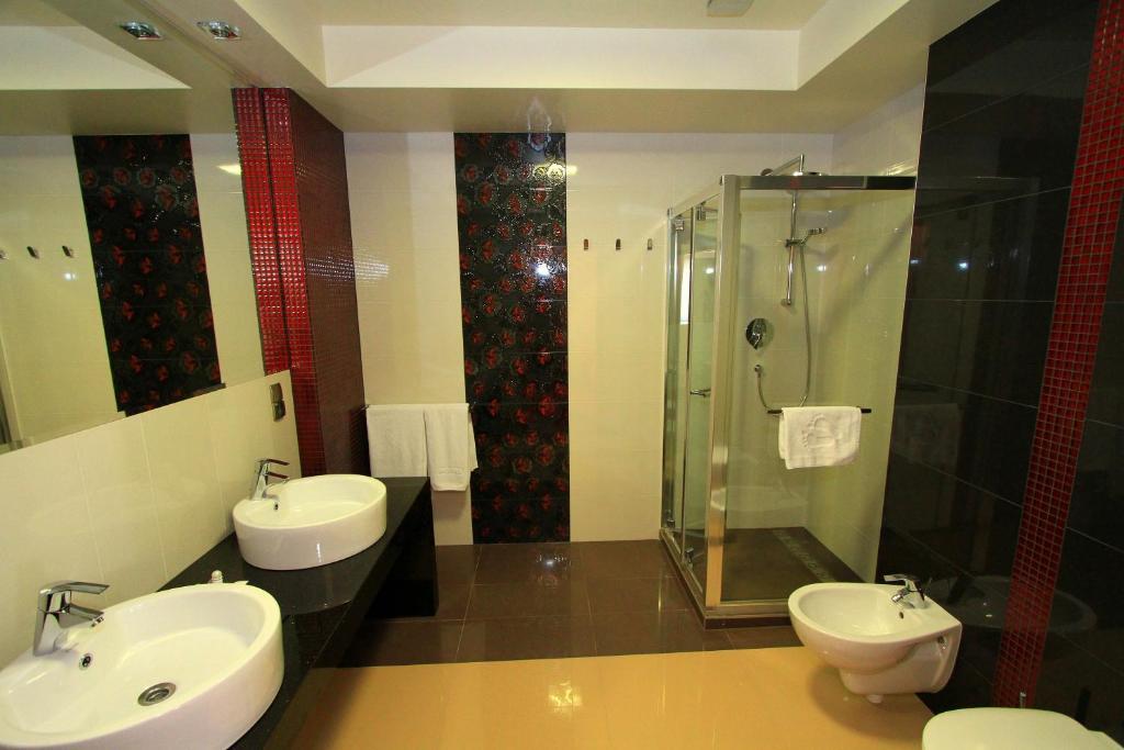 Hotel Rydzewski Элк Экстерьер фото