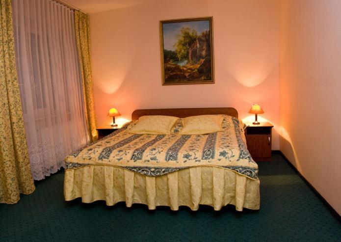 Hotel Rydzewski Элк Экстерьер фото